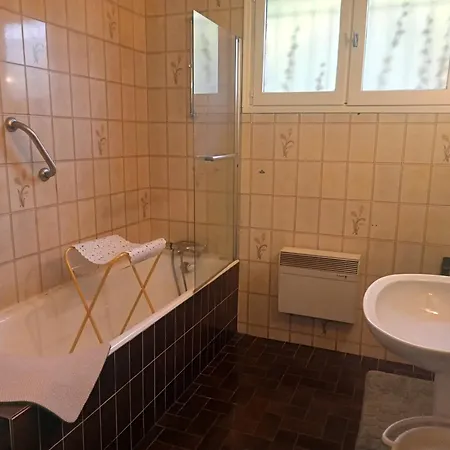 Charmante Maison Pres De La Foret De Chataigniers بيت للعطل Ceyrat