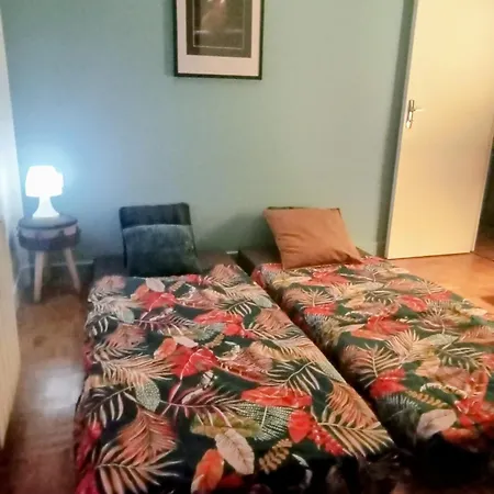 Charmante Maison Pres De La Foret De Chataigniers بيت للعطل *